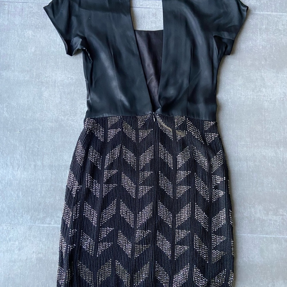 NWT Reiss gorgeous Art Deco black silk lace beaded cocktail dress w/ open back. - Picture 2 of 6
